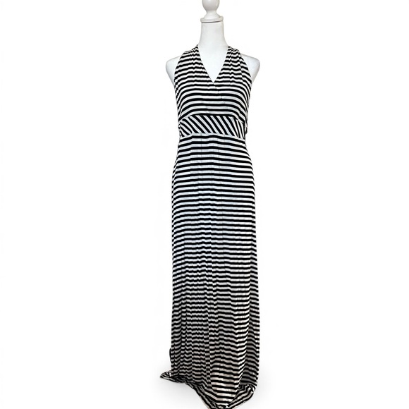 ANN TAYLOR Black White Striped Maxi Dress Racerback Medium Chic Vacation - Picture 2 of 10